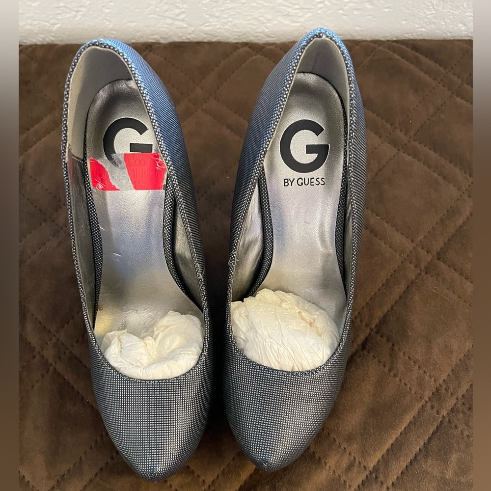 Guess Heels, new, never worn. Size 6